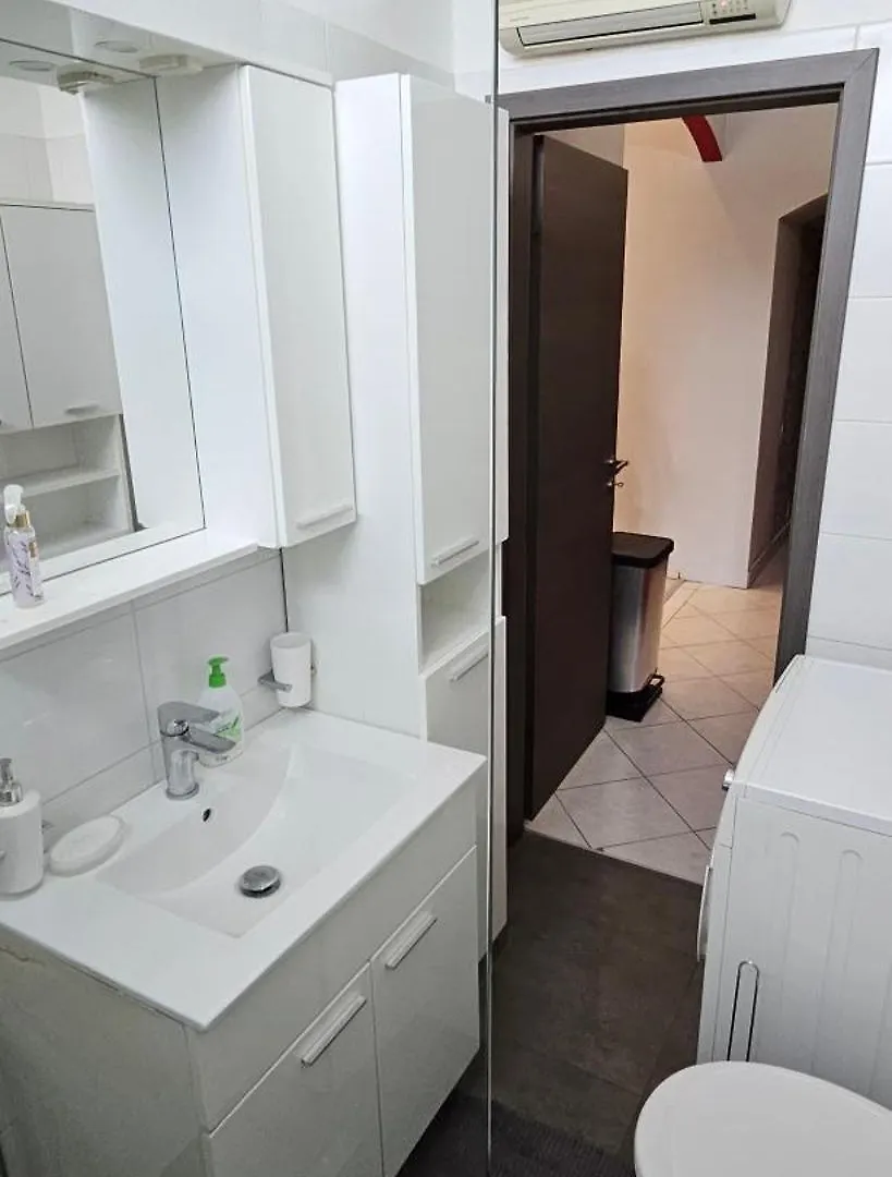 Apartman Kamber New 2024 Pula Apartment
